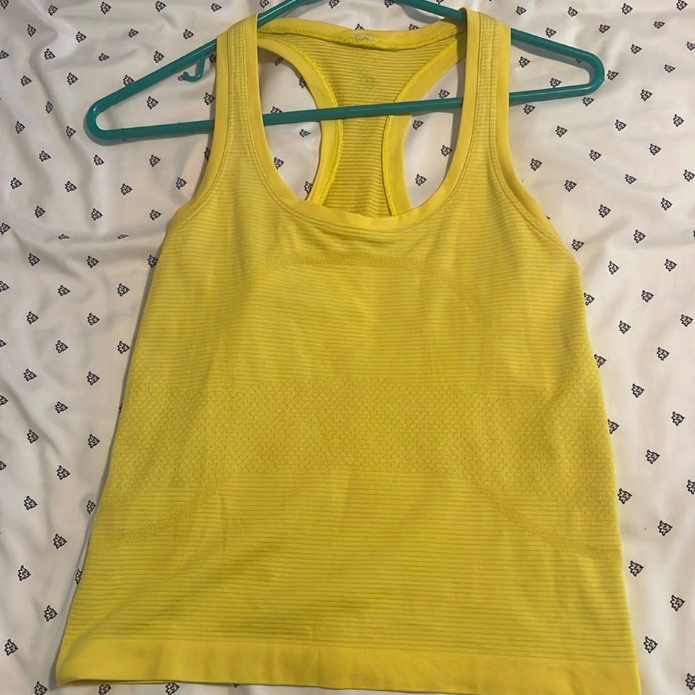 Yellow Lululemon swiftly tech racer length tank top size 4